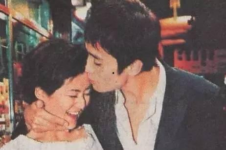 厦门刘烨吃瓜,揭秘明星私下生活片段  第2张