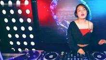 美女dj视频,美女DJ的动感之夜